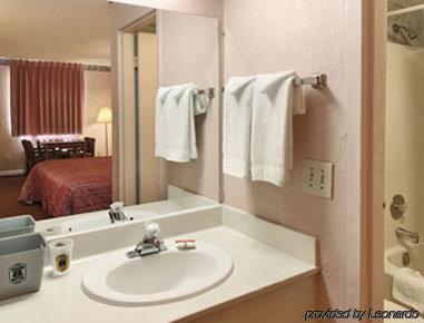 Americas Best Value Inn Tucker Cameră foto
